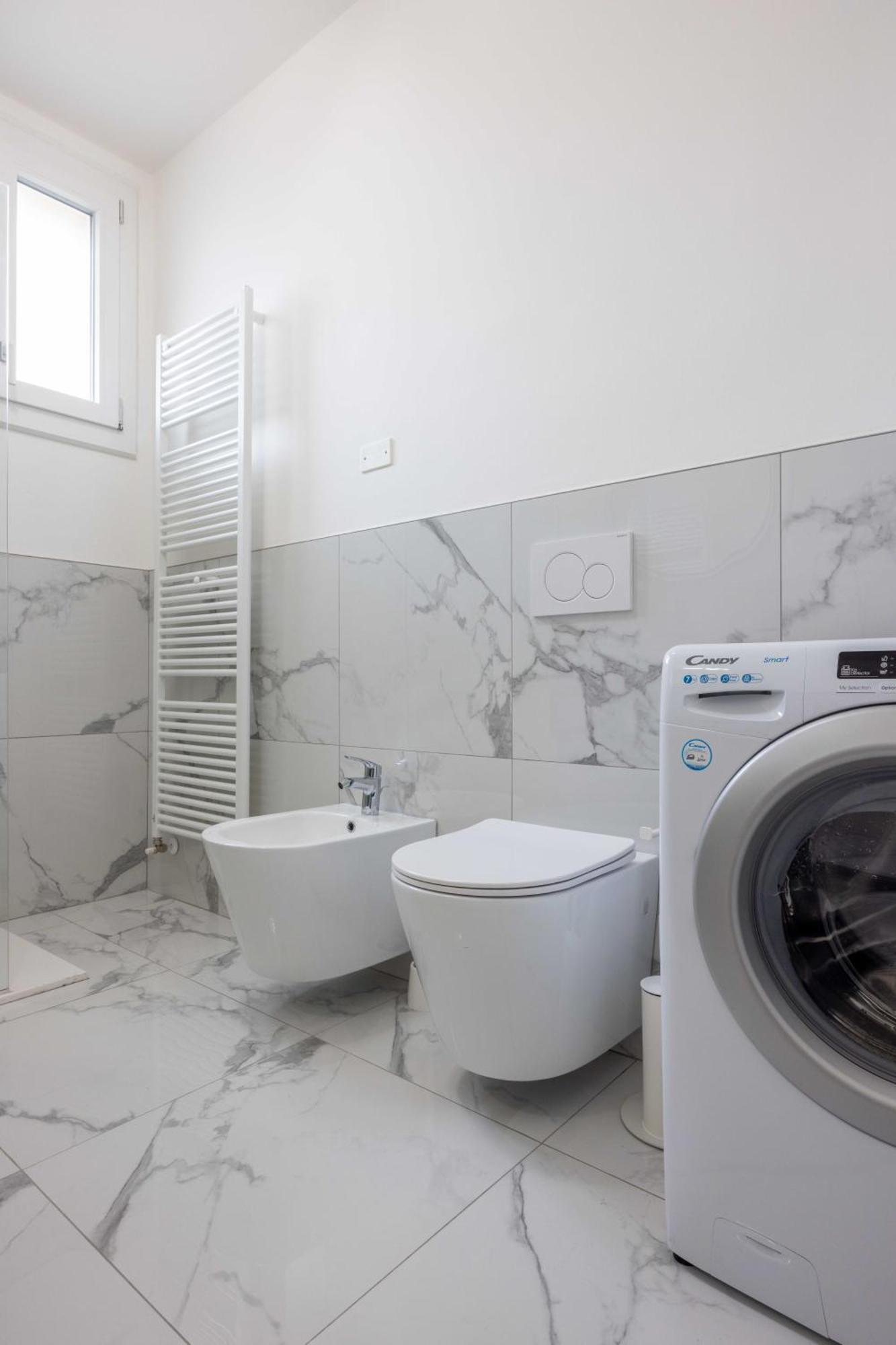 Superior Apartment Station โบโลญญา ภายนอก รูปภาพ